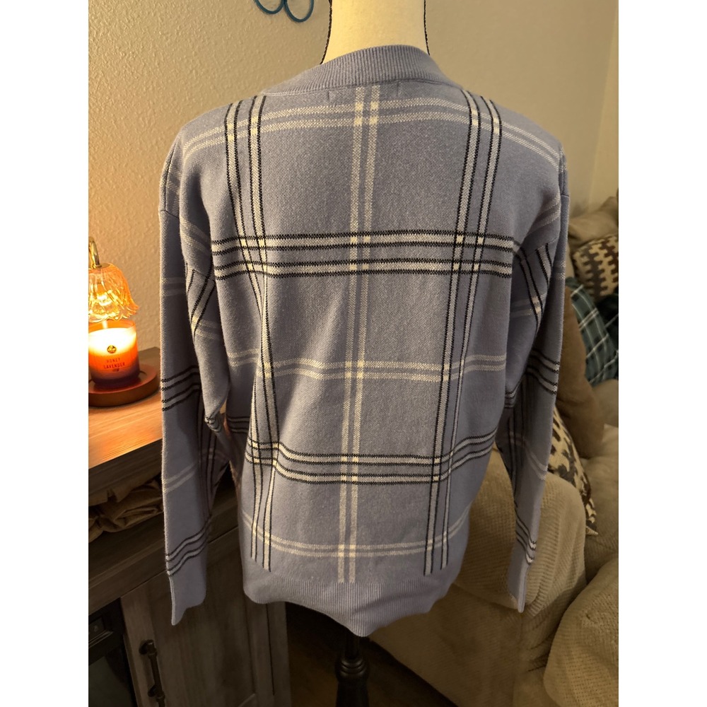 Tahari women's‎ medium sweater blue plaid - Picture 2 of 4